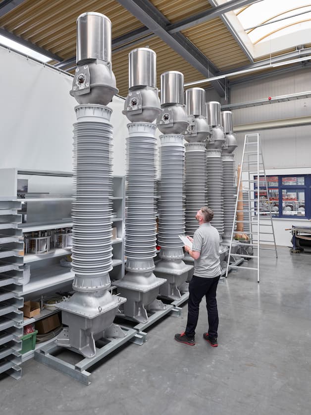 15kV AC Flyback Transformer - High Voltage RF Transformer For Tesla Coils